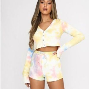 White fox boutique short set